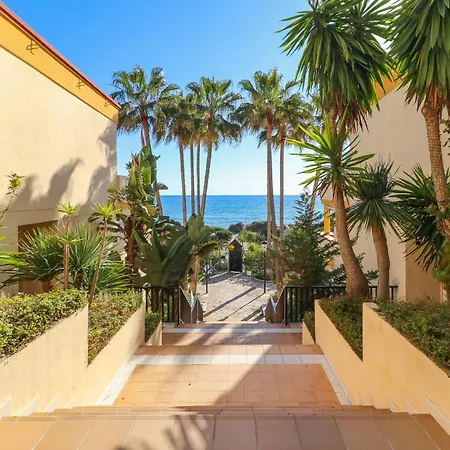 Romana Playa By The Apartment *